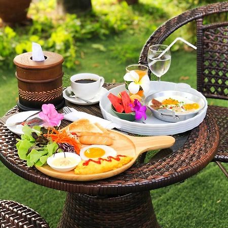 Winner Serviced Apartment Si Maha Phot Екстериор снимка
