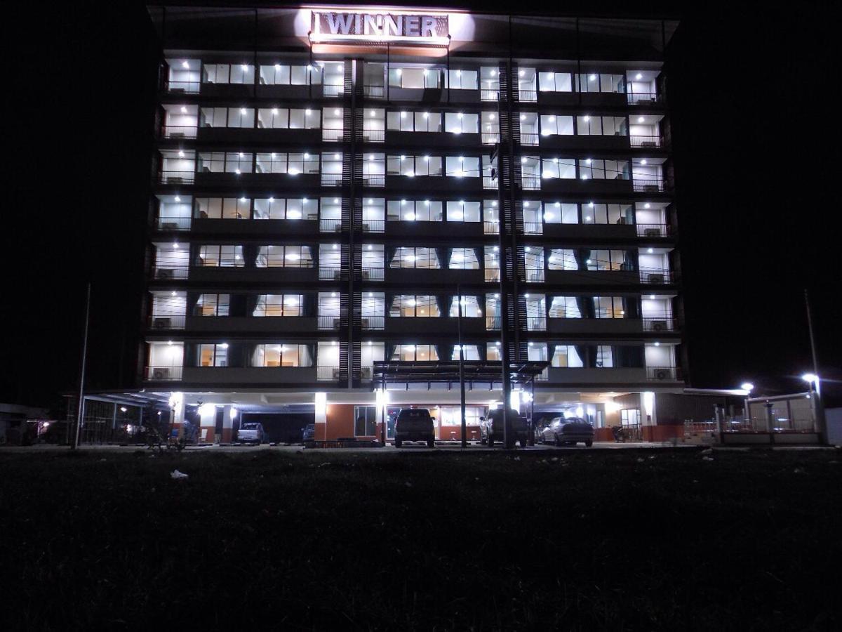 Winner Serviced Apartment Si Maha Phot Екстериор снимка