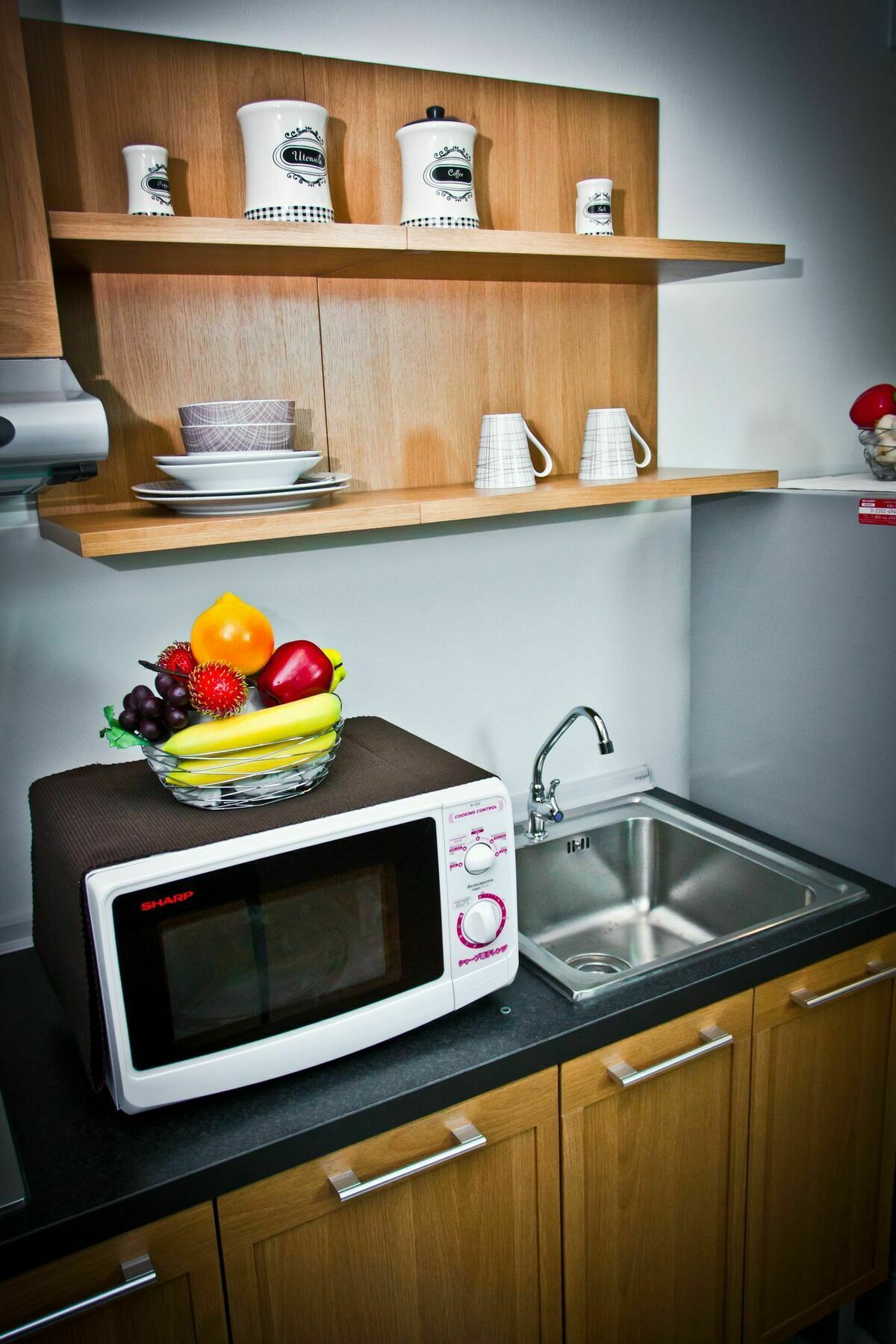 Winner Serviced Apartment Si Maha Phot Екстериор снимка