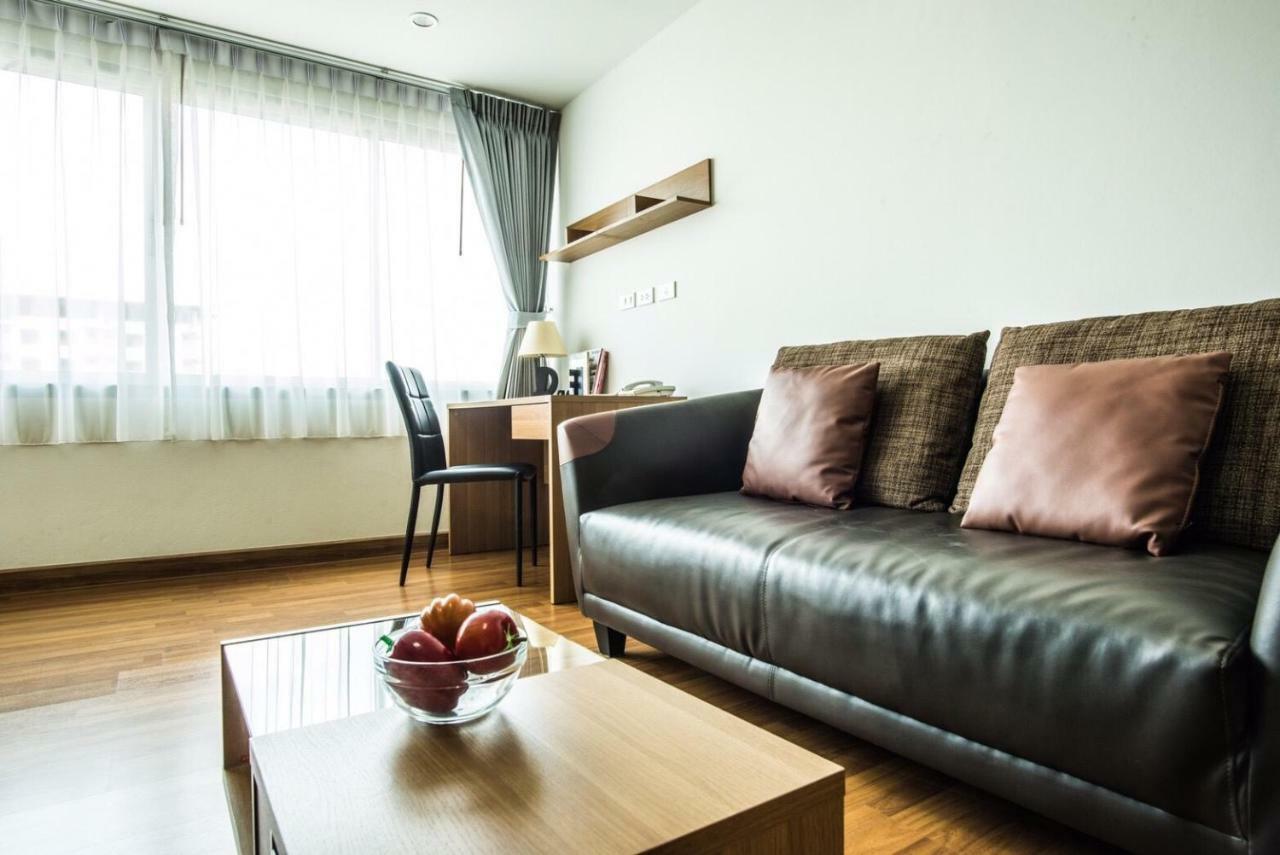 Winner Serviced Apartment Si Maha Phot Екстериор снимка